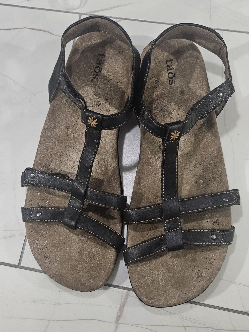 Taos Footwear Black Leather T-Strap Women's Sandals